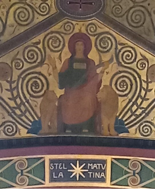 Maria auf dem Löwenthron