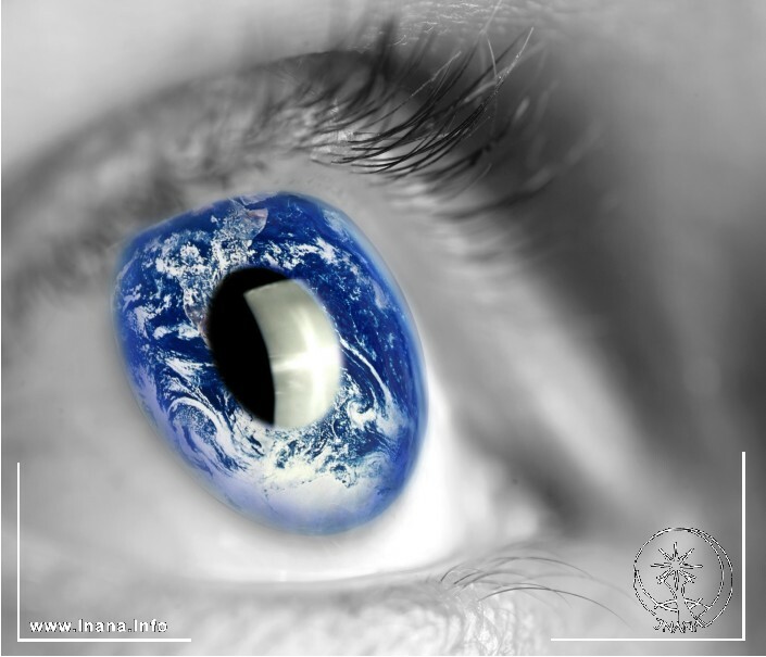 Auge mit der Erde als Iris